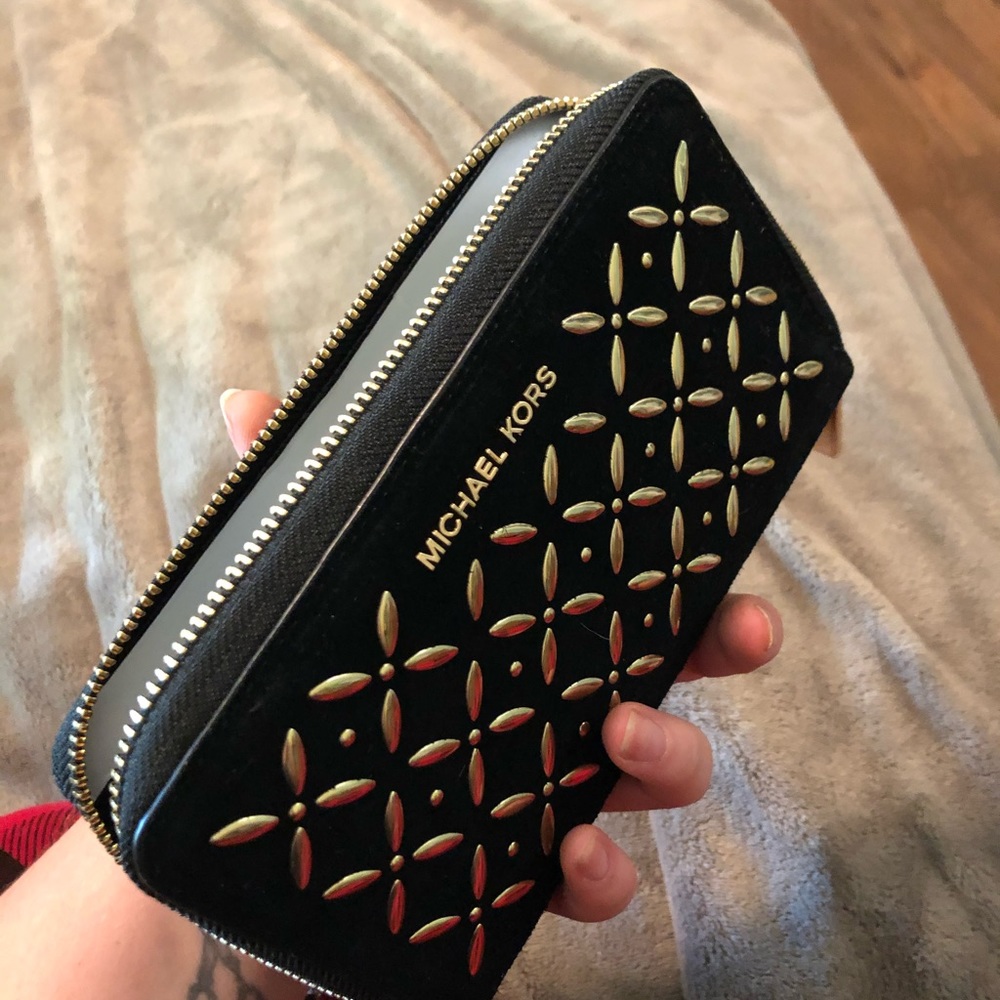 Michael kors “large flat phonecase” wallet!